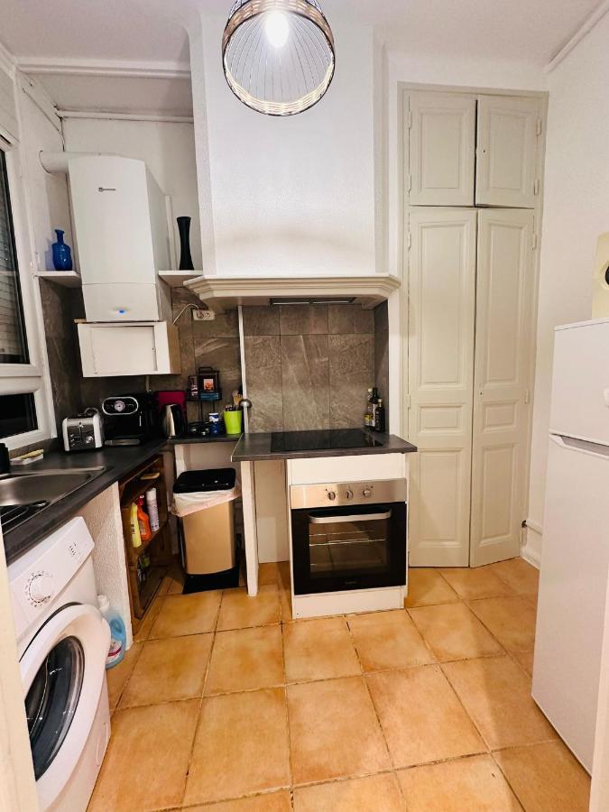 Appartement Lumineux Et Spacieux 2 Chambres Avec Parking Gratuit Dans La Rue Perpinhã Exterior foto