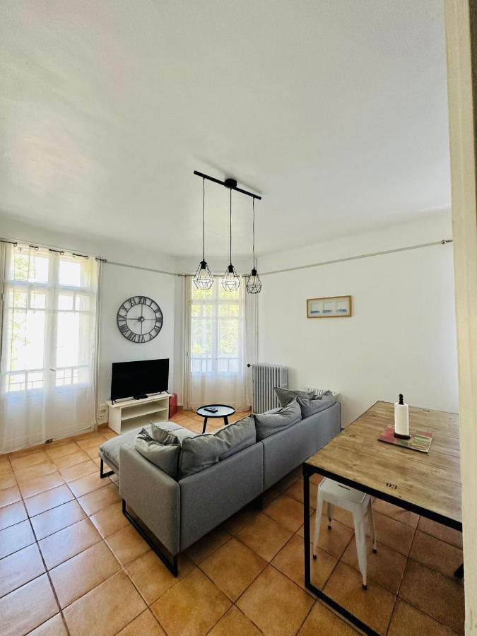 Appartement Lumineux Et Spacieux 2 Chambres Avec Parking Gratuit Dans La Rue Perpinhã Exterior foto